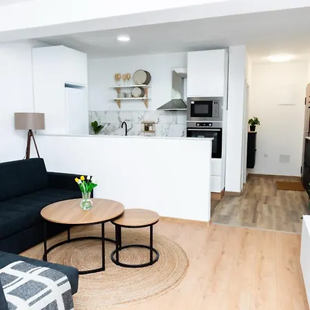 Friday Apartment *